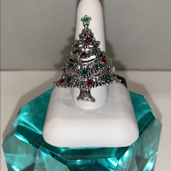 NWT Holiday Tree Adjustable Ring